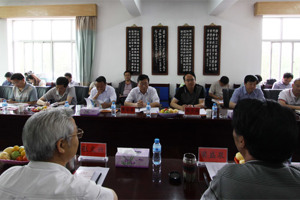 青海畜牧兽医职业技术学院考察团莅临我院考察交流