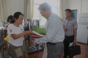 西北农林科技大学葡萄酒学院领导、专家莅临我院考察交流