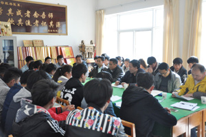 甘南畜牧学校校长才老一行来我院看望第一届“2+2+1”联合办学甘南籍学生