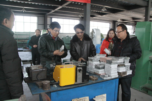 省档案检查组考核指导我院档案管理工作