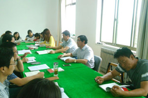 【系部动态】基础部总支书记周凤雄为基础部全体党员上“两学一做”专题学习教育党课