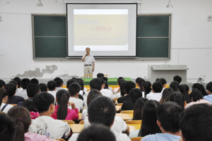 【系部动态】兽医系2016届优秀毕业生李建锋为毕业生做创业励志报告