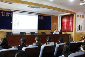 党委委员、副院长王祎才为新任教师做专题报告