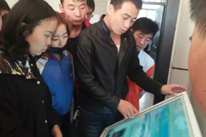 图书馆组织2016级新生开展入馆教育