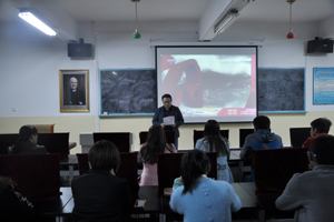 【系部动态】畜牧系学生支部组织观看纪录片《永远的长征》