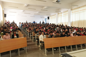 图书馆举办“图书馆数字资源使用方法”的专题讲座