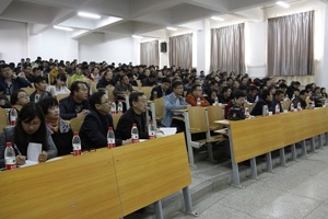 学院集中开展“品牌专业建设与实操”专题培训