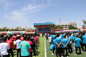 学校第十五届运动会圆满闭幕！