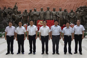 追寻红色足迹 传承革命精神 ----学院党员干部赴延安红色教育基地开展“不忘初心 牢记使命”主题教育专题培训纪实