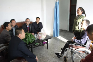 爱心传递 情暖人间——大北农集团甘宁区领导前来我院看望学生刘艳艳
